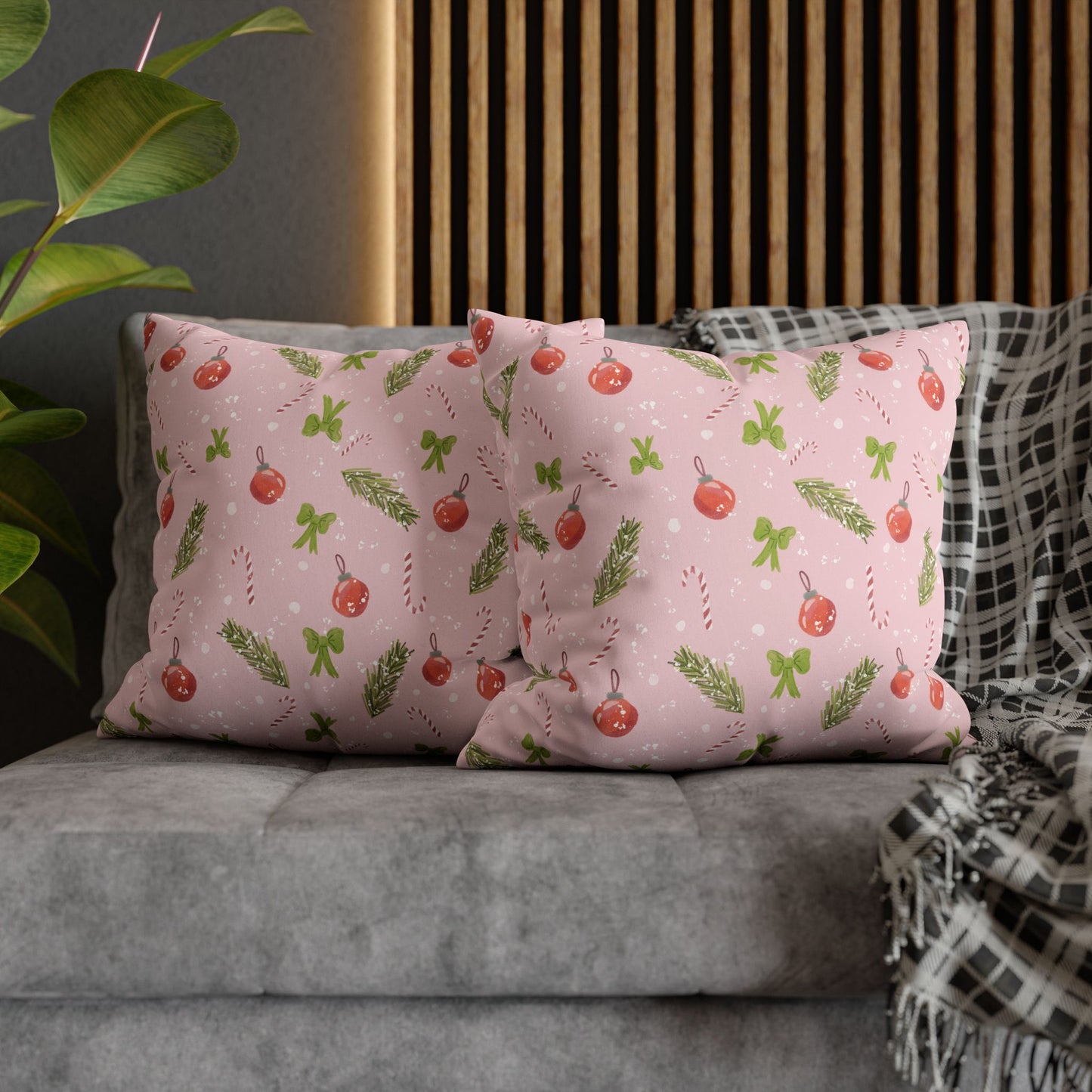 Pillowcase Watercolor Christmas Trim Pattern - Pink