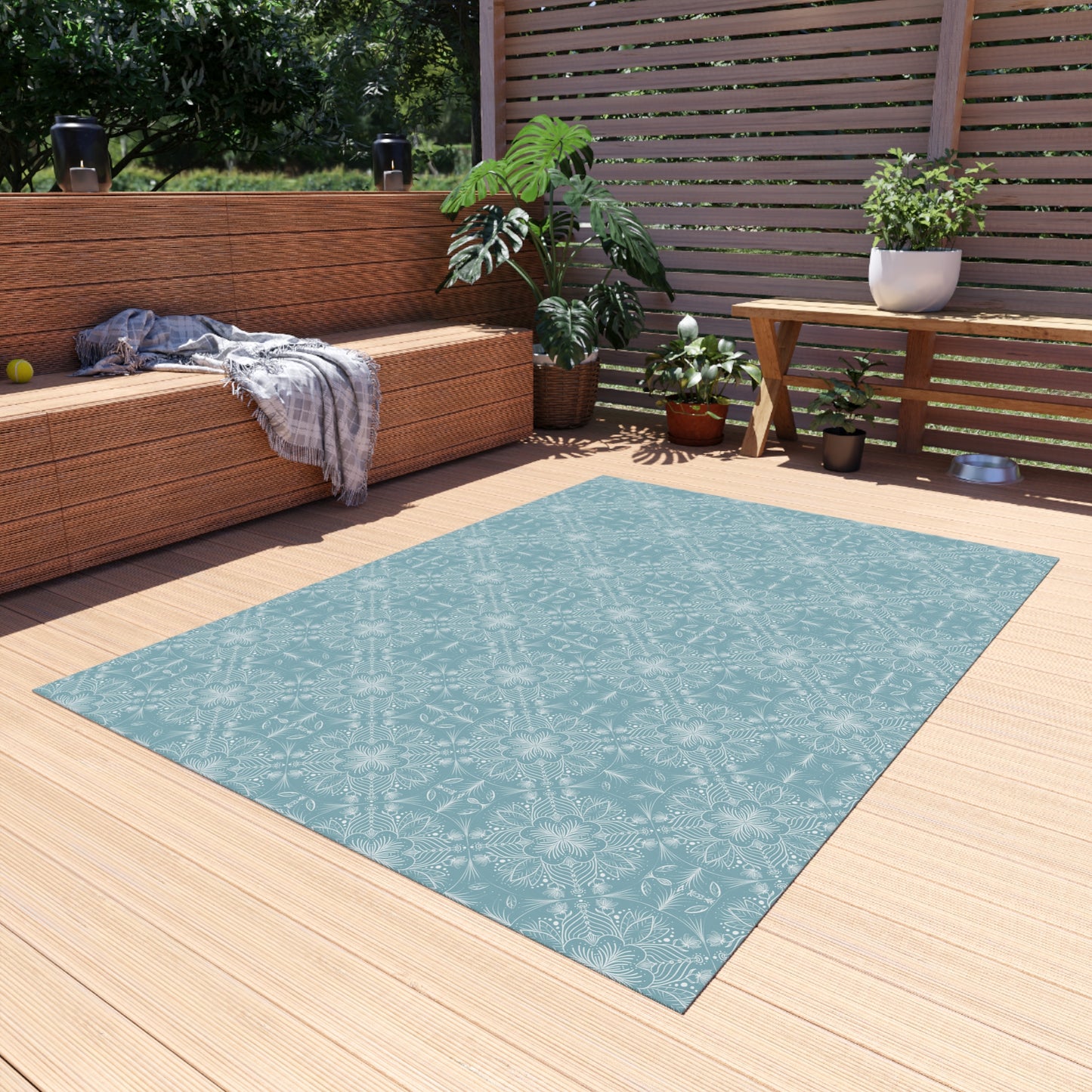 Elegant Outdoor Rug - Floral Pattern for Patio & Garden Decor