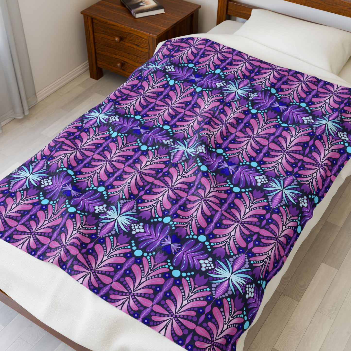 Vibrant Floral Velveteen Plush Blanket – Cozy Home Decor