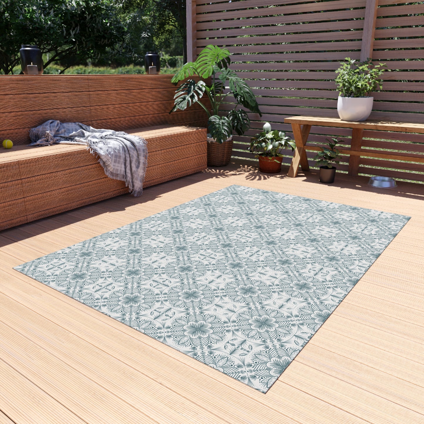 Elegant Outdoor Rug - Floral Pattern for Patio & Garden Decor