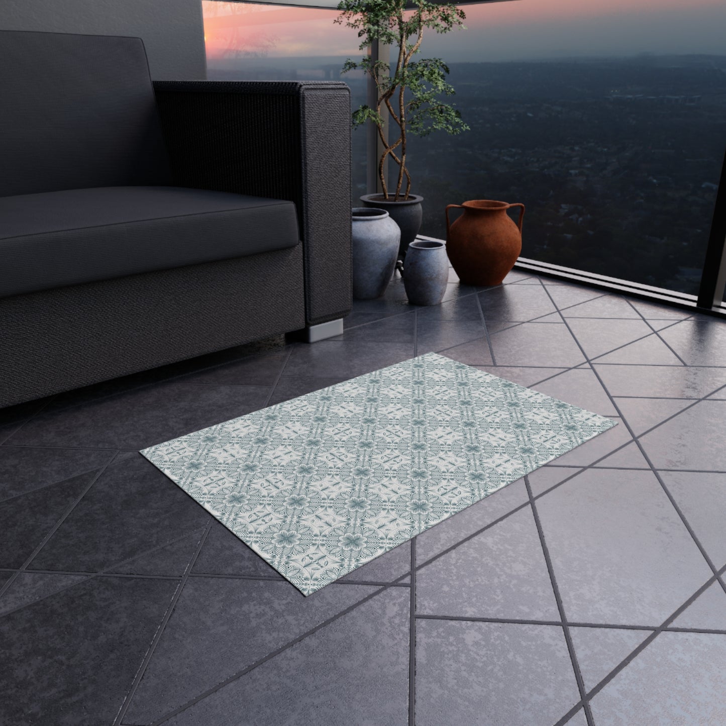Elegant Outdoor Rug - Floral Pattern for Patio & Garden Decor