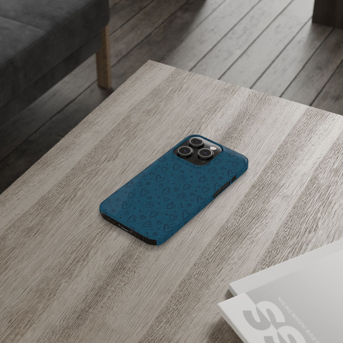 Heart Patterns Slim Phone Case - Stylish and Protective Mobile Cover