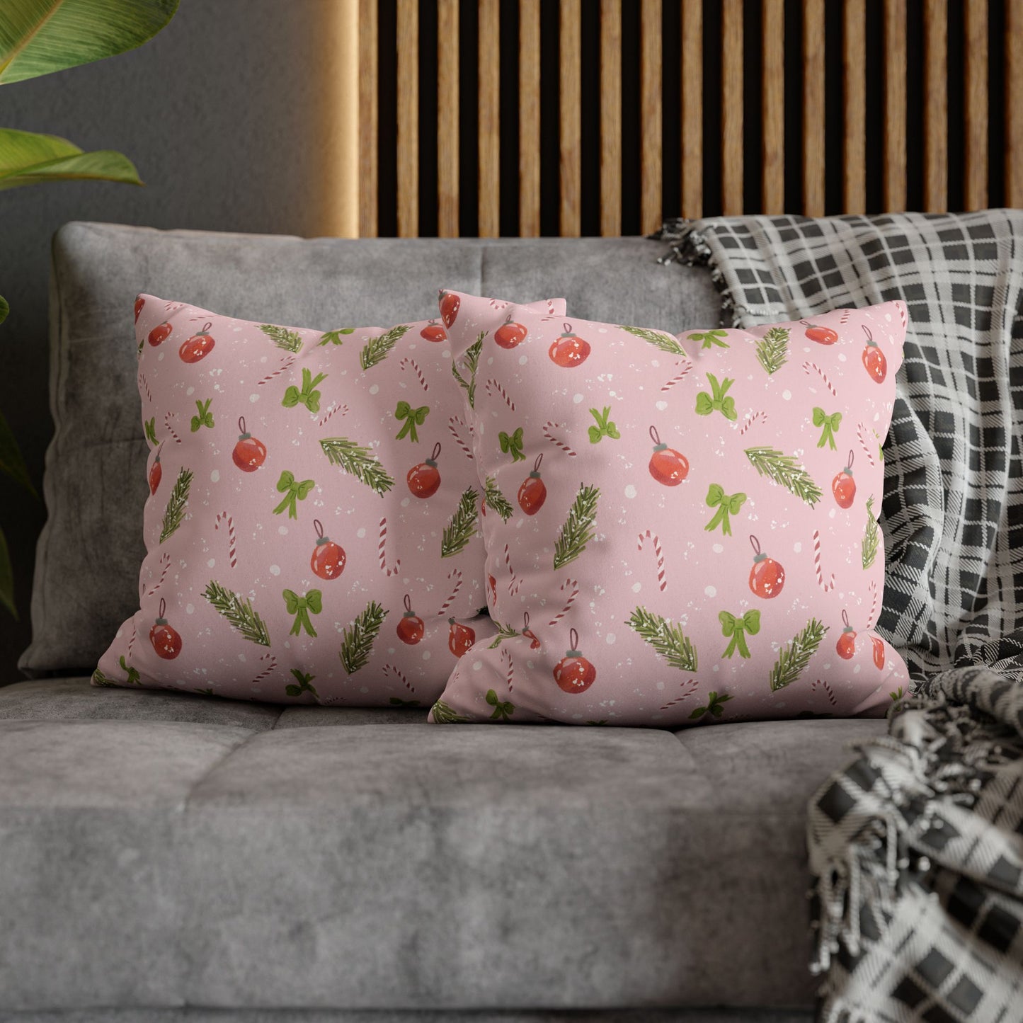 Pillowcase Watercolor Christmas Trim Pattern - Pink