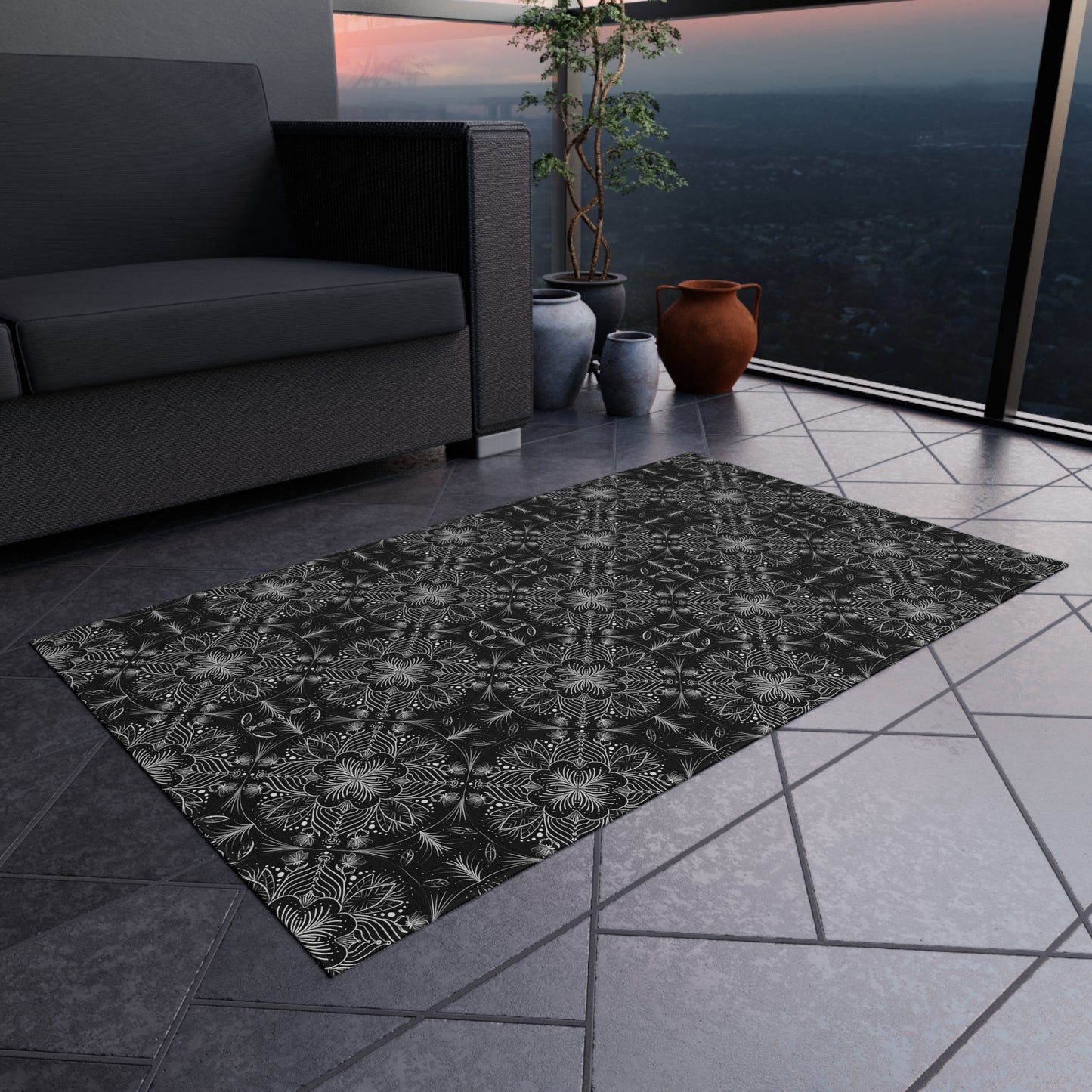 Elegant Outdoor Rug - Floral Pattern for Patio & Garden Decor