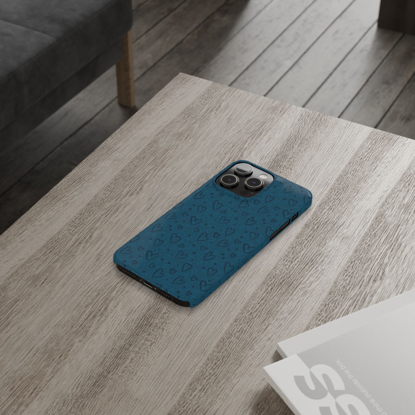 Heart Patterns Slim Phone Case - Stylish and Protective Mobile Cover